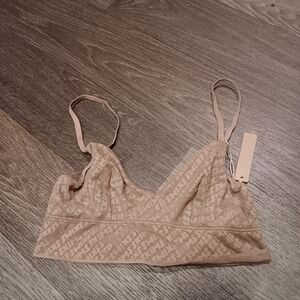 SKIMS Lace Bralette — Light Nude